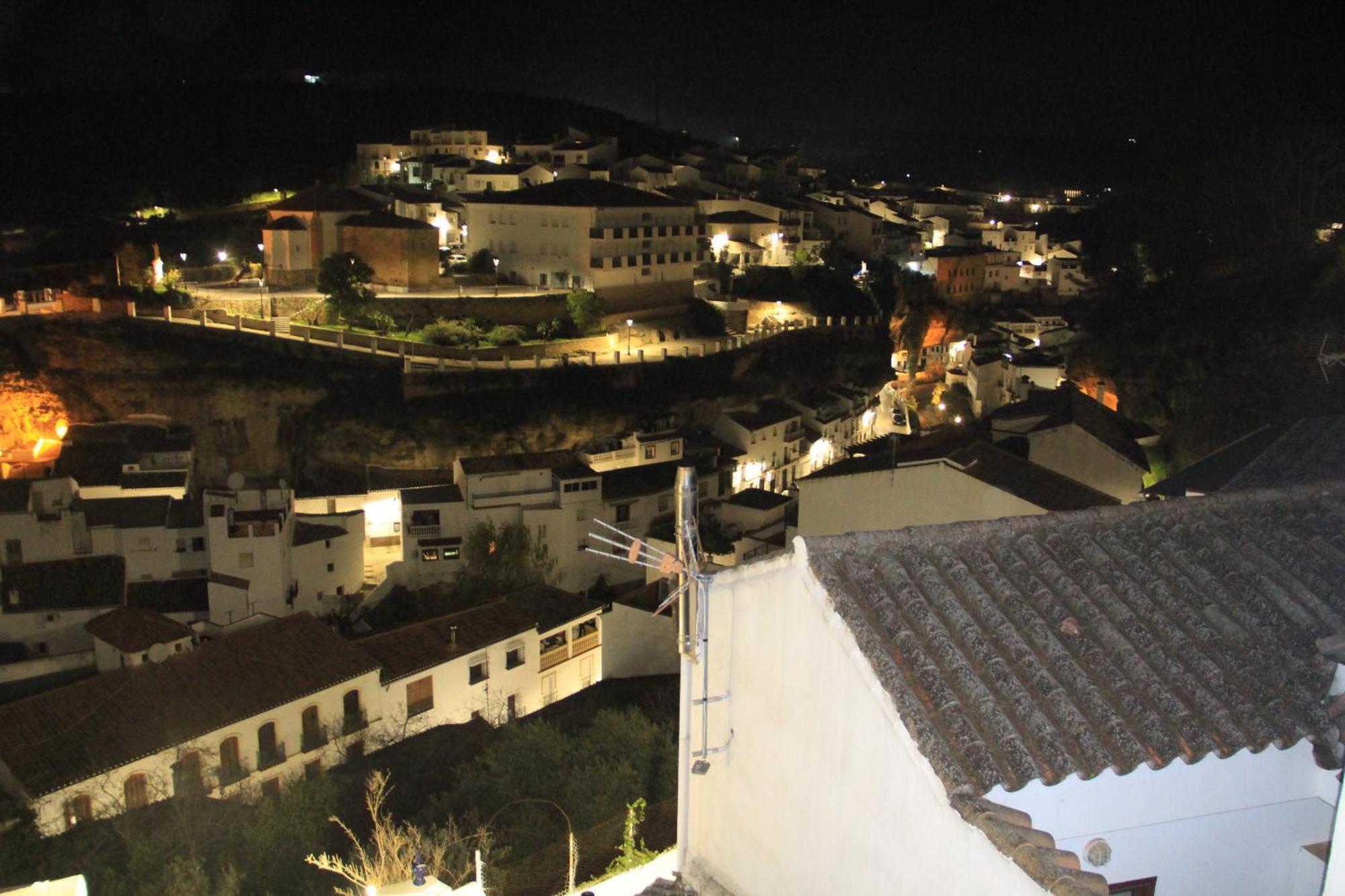 Apartmán Atico De La Miel Setenil De Las Bodegas Exteriér fotografie
